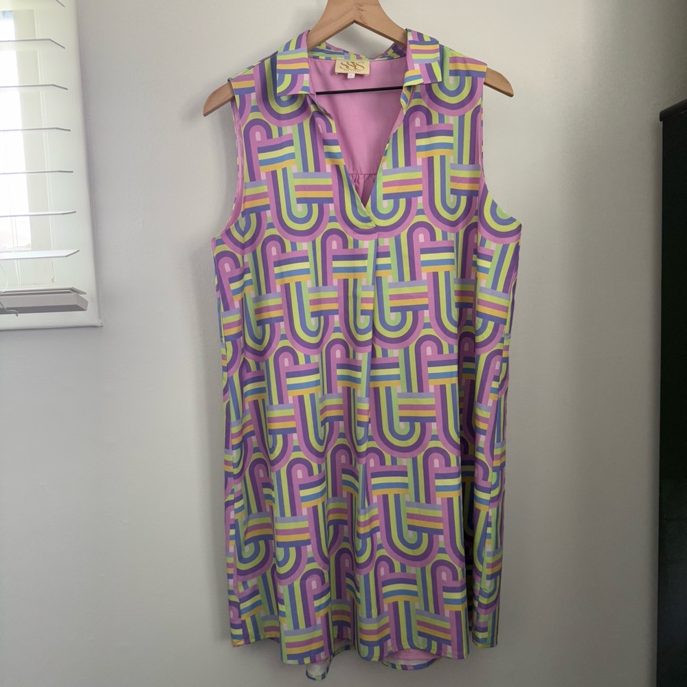 SSYS Large Elise Mini Tank Dress Geometric Groovy Lavender V Neck Active Outdoor